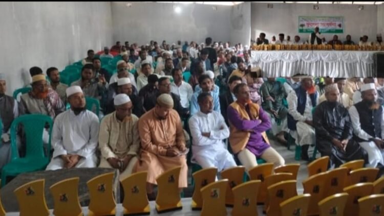 ভূরুঙ্গামারীতে শিক্ষকদের সংবর্ধনা দিল সম্মিলিত শিক্ষক পরিষদ