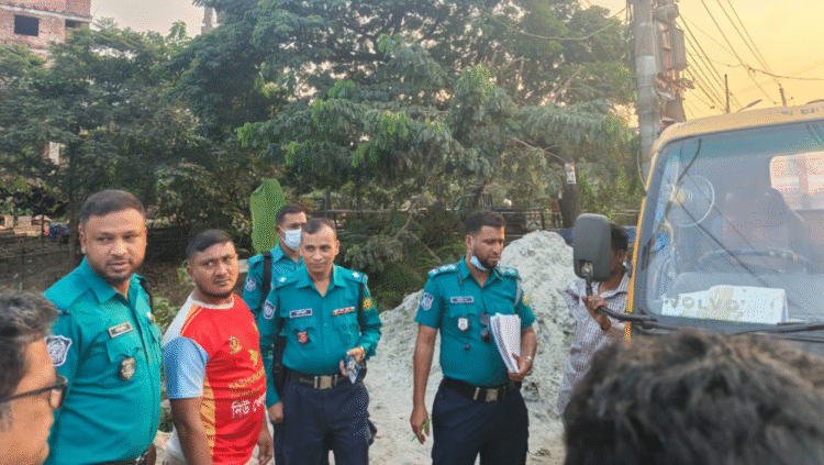 খিলগাঁও গোলাবাড়ি ওএমএস এর পন্যসহ ডিলার ড্রাইভার ট্রাক  জব্দ