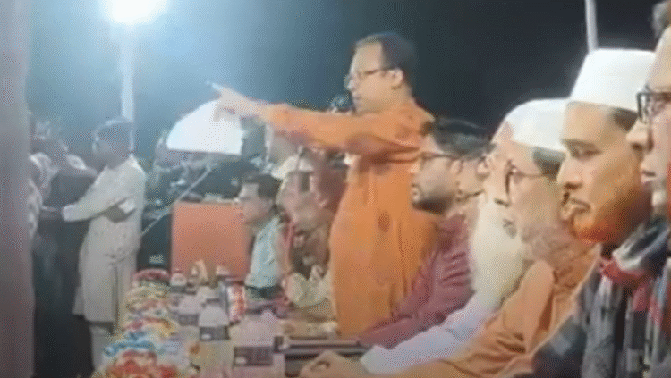 ব্যক্তির চেয়ে দল বড় ,দলে চেয়ে দেশ বড়, সবার আগে বাংলাদেশ