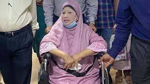 বটিয়াঘাটায় বেগম খালেদা জিয়ার রোগমুক্তি ও দীর্ঘায়ু কামনা করে মিলাদ ও দোয়া মাহফিল