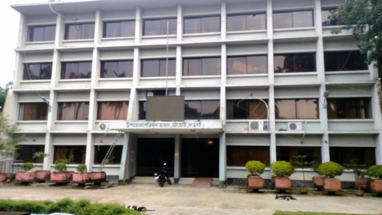 আত্রাইয়ে ইউএনও শূন্য দুর্ভোগ বারছে জনসাধারণের