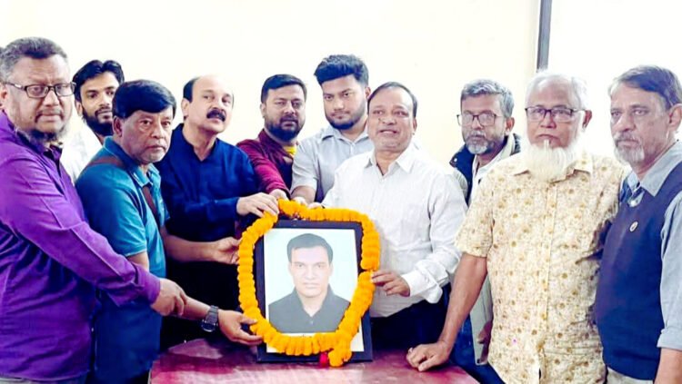 ফরিদপুর প্রেসক্লাবের সাবেক পাঠাগার সম্পাদক সাংবাদিক গৌতম দাসের ২০তম মৃত্যু বার্ষিকী পালিত