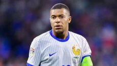 গোড়ালির চোটে জাতীয় দল ছাড়লেন এমবাপে