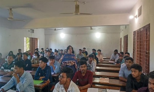 রাঙ্গামাটিতে মেধাবী শিক্ষার্থীদের কল্যাণে শিক্ষা বৃত্তি পরীক্ষা অনুষ্ঠিত