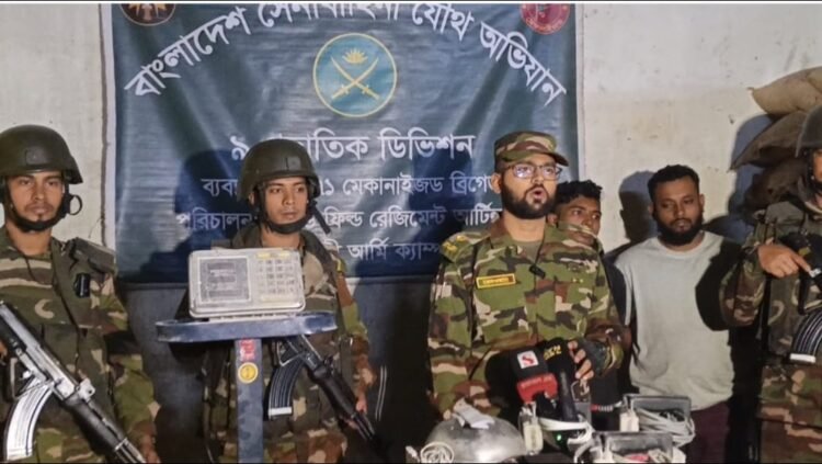 রাজধানীর জুরাইনে সেনাবাহিনীর অভিযানে বিপুল পরিমাণ  ওএমএস পন্য জব্দসহ দুইজন আটক