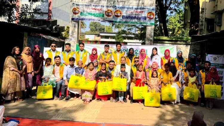 নগরফুল হলিডে স্কুল আগ্রাবাদ শাখায় ১১তম মৌসুমের শীতবস্ত্র বিতরণ অনুষ্ঠান সম্পূর্ণ