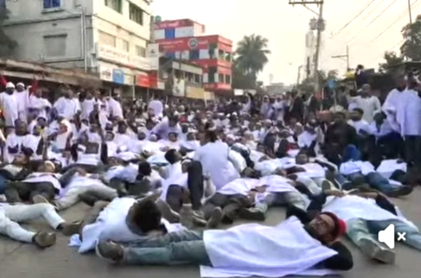 মনোনয়ন পুনঃ বহাল না করা পর্যন্ত রাজপথে থাকার ঘোষণা মনিরামপুর বিএনপি কর্মীদের