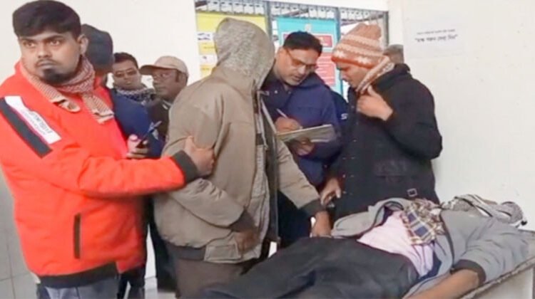 আটঘরিয়ায় সিএনজি উল্টে ব্র্যাক অফিসের পিয়ন নিহত