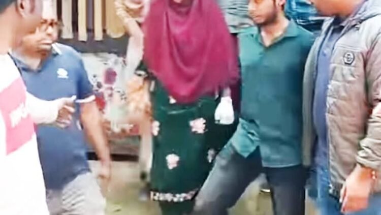 রাজধানীর মোহাম্মদপুরে মা -মেয়ে হত্যা,  নলছিটি থেকে গৃহকর্মী আয়েশা গ্রেফতার