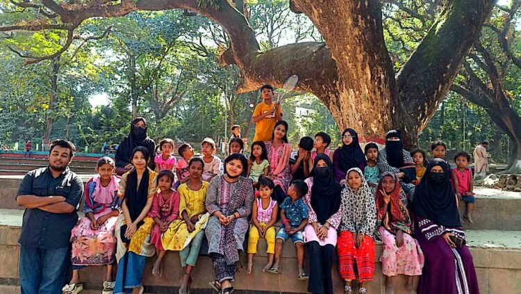 বি ফর বাংলাদেশ’র বিশেষ ইভেন্ট  “স্মাইল হোল্ড এ স্টোরি” সম্পন্ন