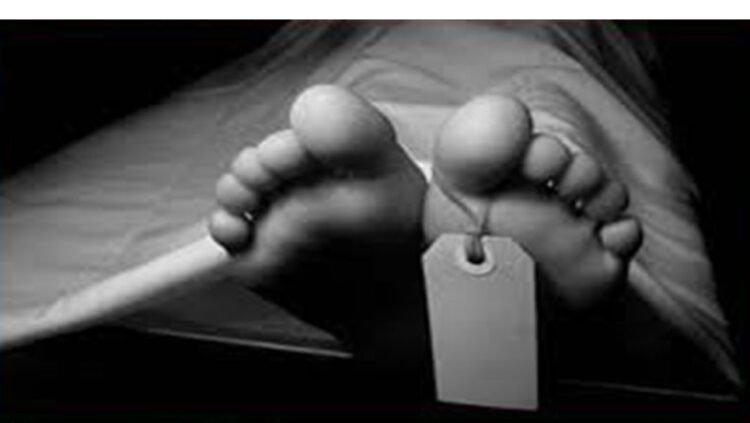 রায়গঞ্জে অভিমানী কিশোরীর আত্মহত্যা