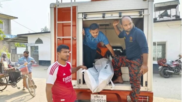 কুষ্টিয়ায় পায়ের স্যান্ডেলই খুঁজে দিল নিখোঁজ ব্যক্তির মরদেহ