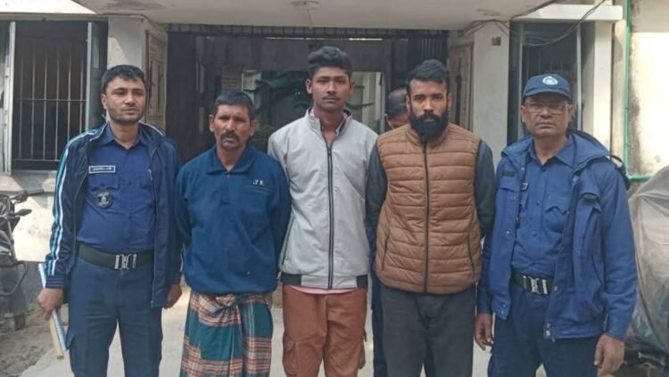 বাঘায় মাদকসহ বিভিন্ন অপরাধে আটক ৩