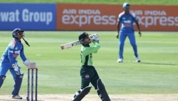 চ্যাম্পিয়ন হওয়ার পথে পাকিস্তান