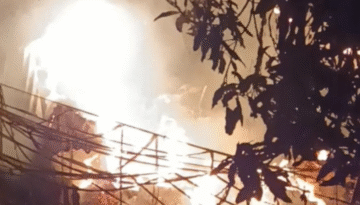 রূপগঞ্জের ভুলতা গাউছিয়ায় এস আর বি ব্রিকফিল্ডে ভয়াবহ আগুন
