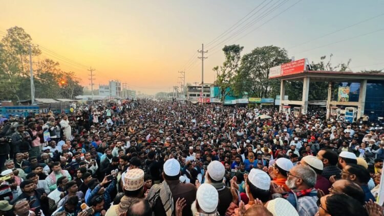 নাটোর – ৬০, (সিংড়া- ৩)  আসনে ধানের শীষের প্রার্থীর মনোনয়ন বাতিলের দাবিতে (নাটোর -বগুড়া)  মহাসড়ক অবরোধ