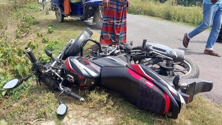 মোটরসাইকেল দুর্ঘটনায় দুই ভাই নিহত