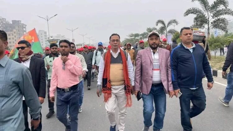 দেবিদ্বার উপজেলা শাখার যুবদলের আহবায়ক আব্দুর রহমান সাহেবের নেতৃত্বে হাজারো নেতা কর্মী রাজধানীর পূর্বাচল ৩০০ ফিটে