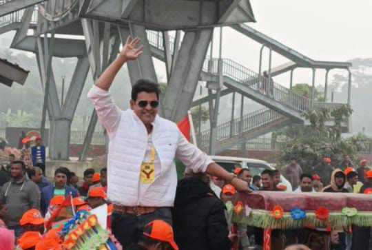 তারেক রহমানের স্বদেশ প্রত্যাবর্তন উপলক্ষে রূপগঞ্জে ঐতিহাসিক গণসংবর্ধনা – লক্ষাধিক নেতাকর্মীর অংশগ্রহণে মুখরিত পূর্বাচল ৩০০ ফিট সড়ক