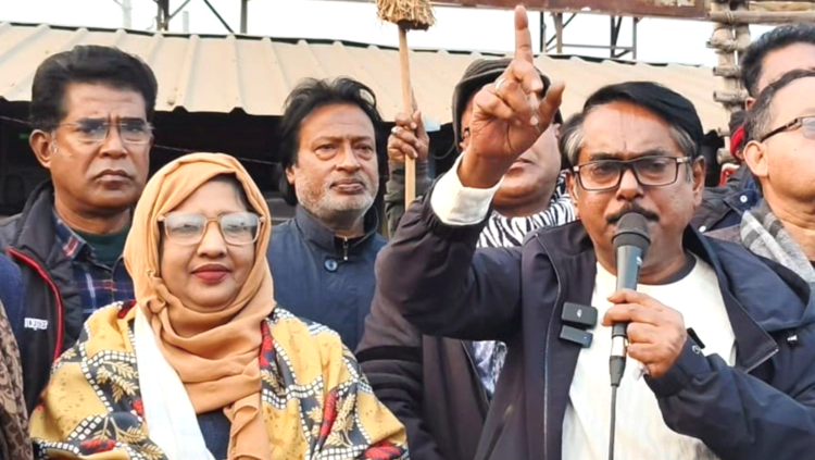 ঝিনাইদহ-৪ আসনে রাশেদ খানকে অবাঞ্চিত ঘোষনা করে বিএনপির ২ দুই গ্রুপের বিক্ষোভ , অপর ১ গ্রুপ দলের সিদ্ধান্তের উপর আস্থা!