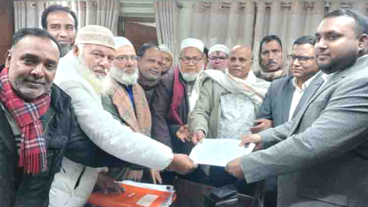 নওগাঁ-৬ আসনে বিএনপির প্রার্থী রেজুর পক্ষে মনোনয়নপত্র জমা