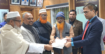 নড়াইল-২ আসনে স্বতন্ত্র প্রার্থী হিসেবে মনোনয়নপত্র জমা দিলেন জেলা বিএনপির সাধারণ সম্পাদক মনিরুল ইসলাম
