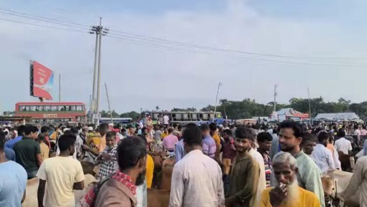 নান্দাইলে বারুইগ্রাম চৌরাস্তা সরকারি গরুর হাট দলীয় প্রভাবে দখলের অভিযোগ- ইজারাদারকে প্রবেশে বাধা