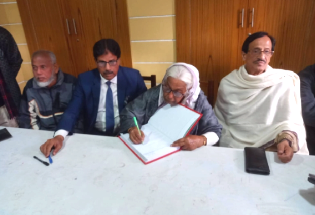 যশোরে খালেদা জিয়ার মৃত্যুতে জেলা জুড়ে বিএনপির নেতাকর্মীরা শোকে মুহ্যমান