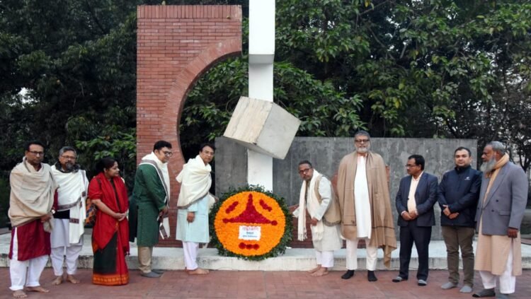 খুবিতে যথাযথ মর্যাদা ও ভাবগাম্ভীর্যের মধ্য দিয়ে মহান বিজয় দিবস উদযাপিত