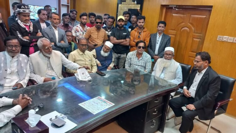 রায়গঞ্জে শহীদ বুদ্ধিজীবী দিবস উপলক্ষে আলোচনা সভা অনুষ্ঠিত