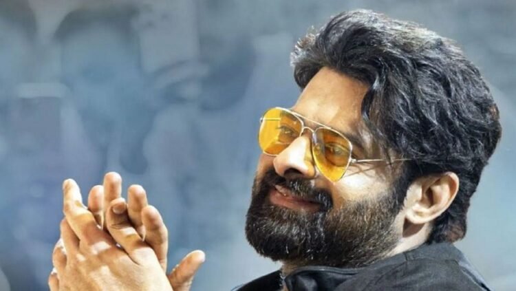 লম্বা বিরতিতে যাচ্ছেন প্রভাস