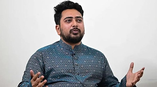 বিএনপির যে প্রার্থীর বিপক্ষে লড়বেন এনসিপির নাহিদ ইসলাম