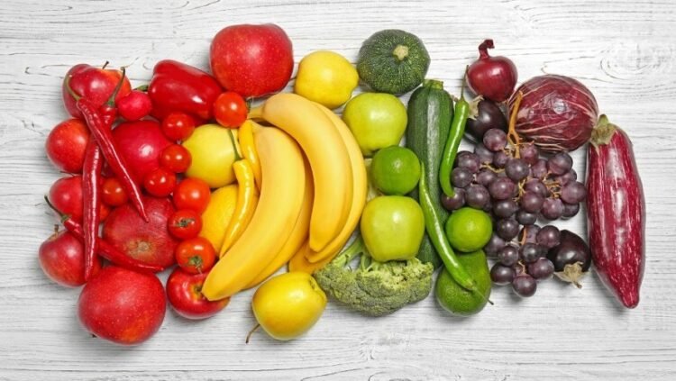 সকালে খালি পেটে ফল খেলে কি হয় !