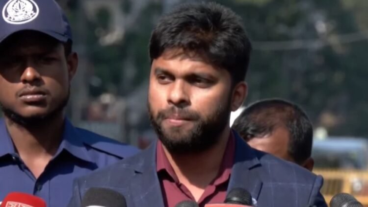 হাদির চিকিৎসক বলেন, আমাদের জীবন হুমকির মুখে—ভারত থেকে হুমকি আসছে