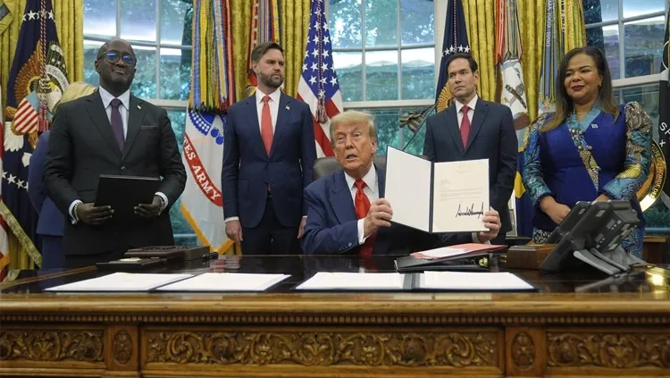 ট্রাম্পের মধ্যস্থতায় রুয়ান্ডা-ডিআর কঙ্গো শান্তিচুক্তি স্বাক্ষর