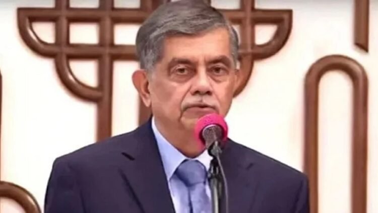 বার্ষিক পরীক্ষা বন্ধ রেখে শিক্ষকদের আন্দোলন: ছাড় পাবে না কেউ—হুঁশিয়ারি শিক্ষা উপদেষ্টার