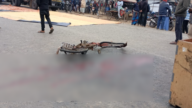 নড়াইল যশোর সড়কের দুর্ঘটনা প্রাণ গেল এক যুবকে