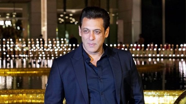 সালমানের বাড়িতে বিয়ের উপলক্ষ্য