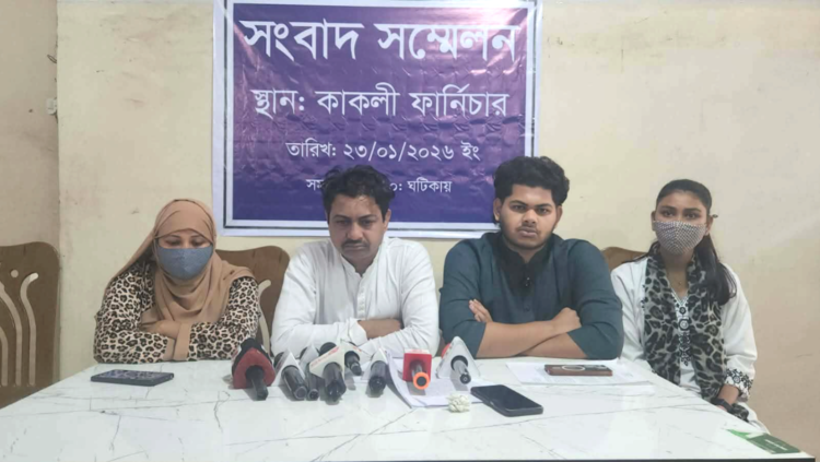 শ্রীপুরে স্বজনের প্রতারণায় ধ্বংস , ভাইরাল কাকলী ফার্নিচার, সংবাদ সম্মেলনে ভেঙে পড়লেন চেয়ারম্যান