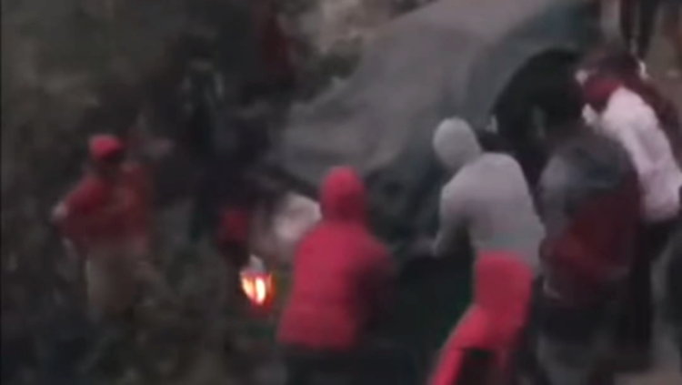 নাসির নগরে নিয়ন্ত্রণ হারিয়ে সিএনজি খাদে আহত ২