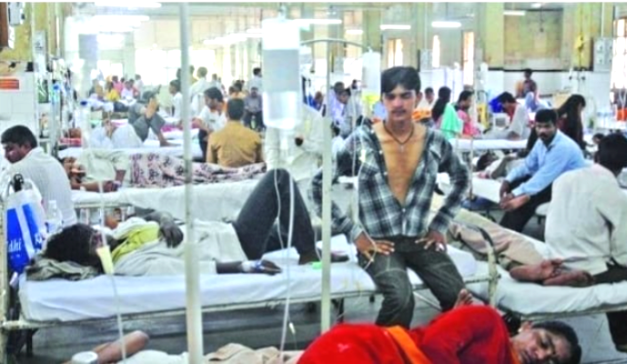 গাজীপুর টঙ্গীতে হঠাৎ খিচুনি উঠে দুই প্রতিষ্ঠানের শতাধিক শ্রমিক অসুস্থ