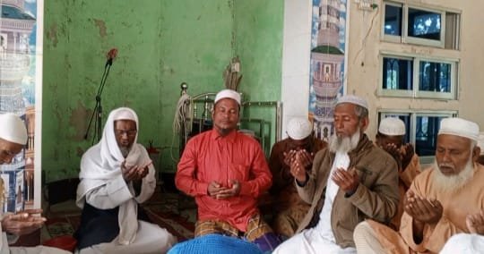 মেহেন্দিগঞ্জে দেশনেত্রী বেগম খালেদা জিয়ার মৃত্যুতে দোয়া ও মিলাদ মাহফিল অনুষ্ঠিত