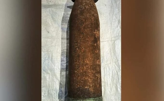 কুষ্টিয়ায় তাজা আর্টিলারি শেল উদ্ধার করেছে পুলিশ