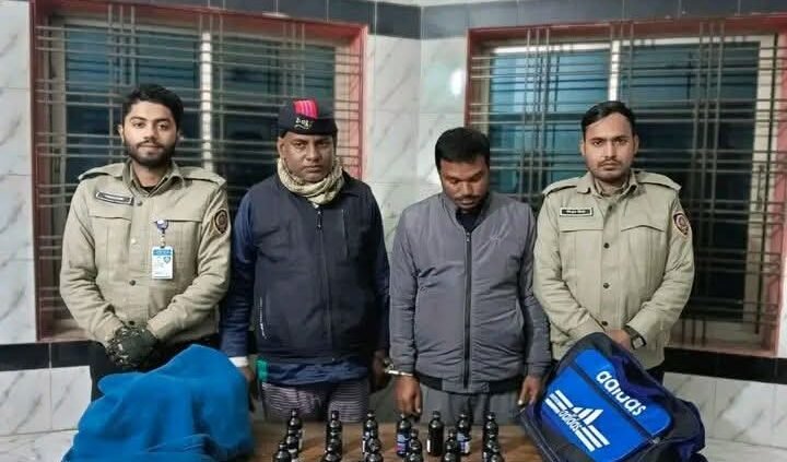 কম্বলে লুকিয়ে ফেন্সিডিল পাচার: গোদাগাড়ী ইউপি সদস্যসহ দুইজন গ্রেফতার