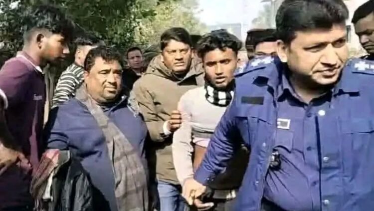 কুষ্টিয়ায় পূর্ব শত্রুতার জেরে চাপাতি দিয়ে কুপিয়ে জখম, আটক ১