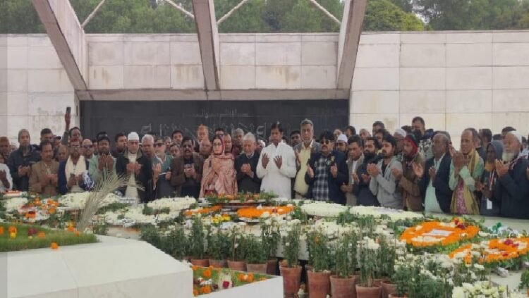 আপসহীন নেত্রী’র স্মরণে ঢাকা জেলা বিএনপির দোয়া মাহফিল