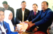 ফরিদপুরে নতুন বছরের প্রথম দিনেই শিক্ষার্থীদের মাঝে নতুন পাঠ্যবই বিতরণ