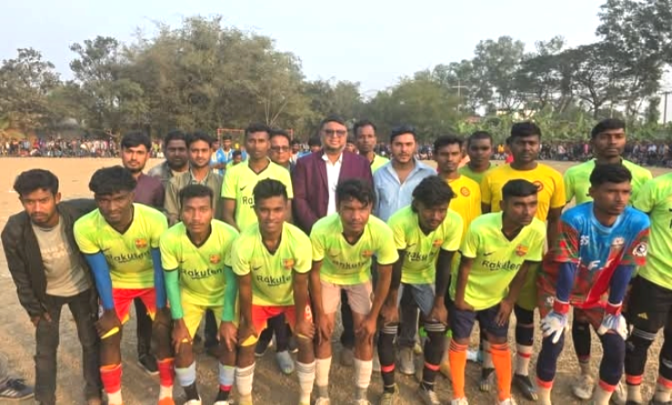 পাঁচবিবিতে আরাফাত রহমান কোকো স্মৃতি ফুটবল টুর্নামেন্ট অনুষ্ঠিত