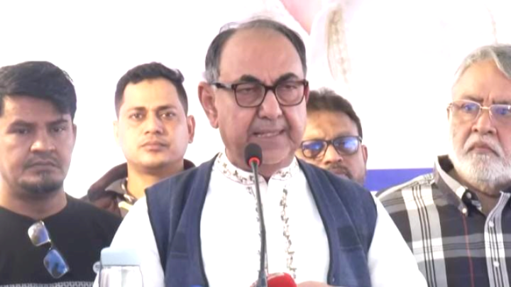 মানুষের বিরুদ্ধে কুৎসা রটিয়ে নেতা হওয়া যায় না: মির্জা আব্বাস