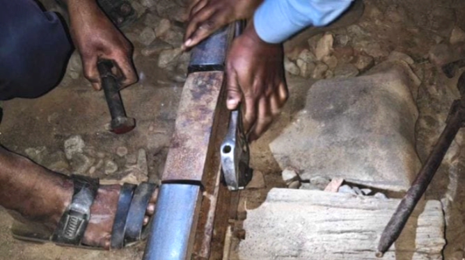 রেললাইন ভাঙা: ২ ঘণ্টা পর ঢাকা-ময়মনসিংহ রুটে ট্রেন চলাচল স্বাভাবিক